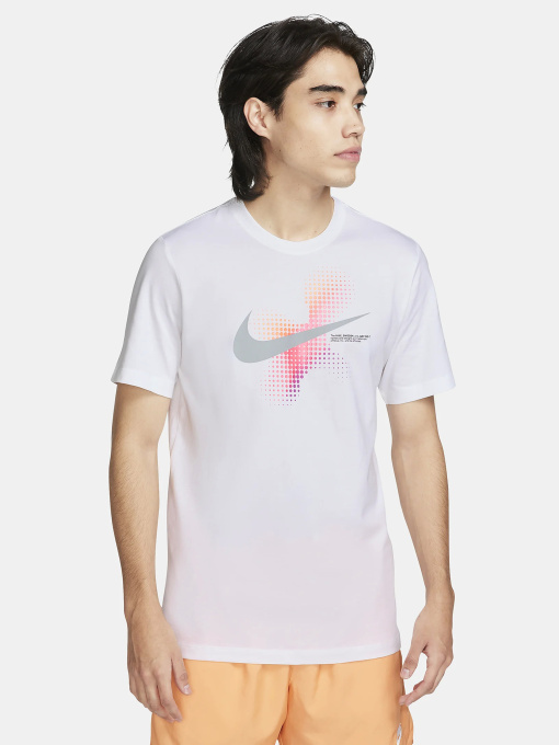 Футболка NIKE 6mo Swoosh модель FQ7998-100 Фото