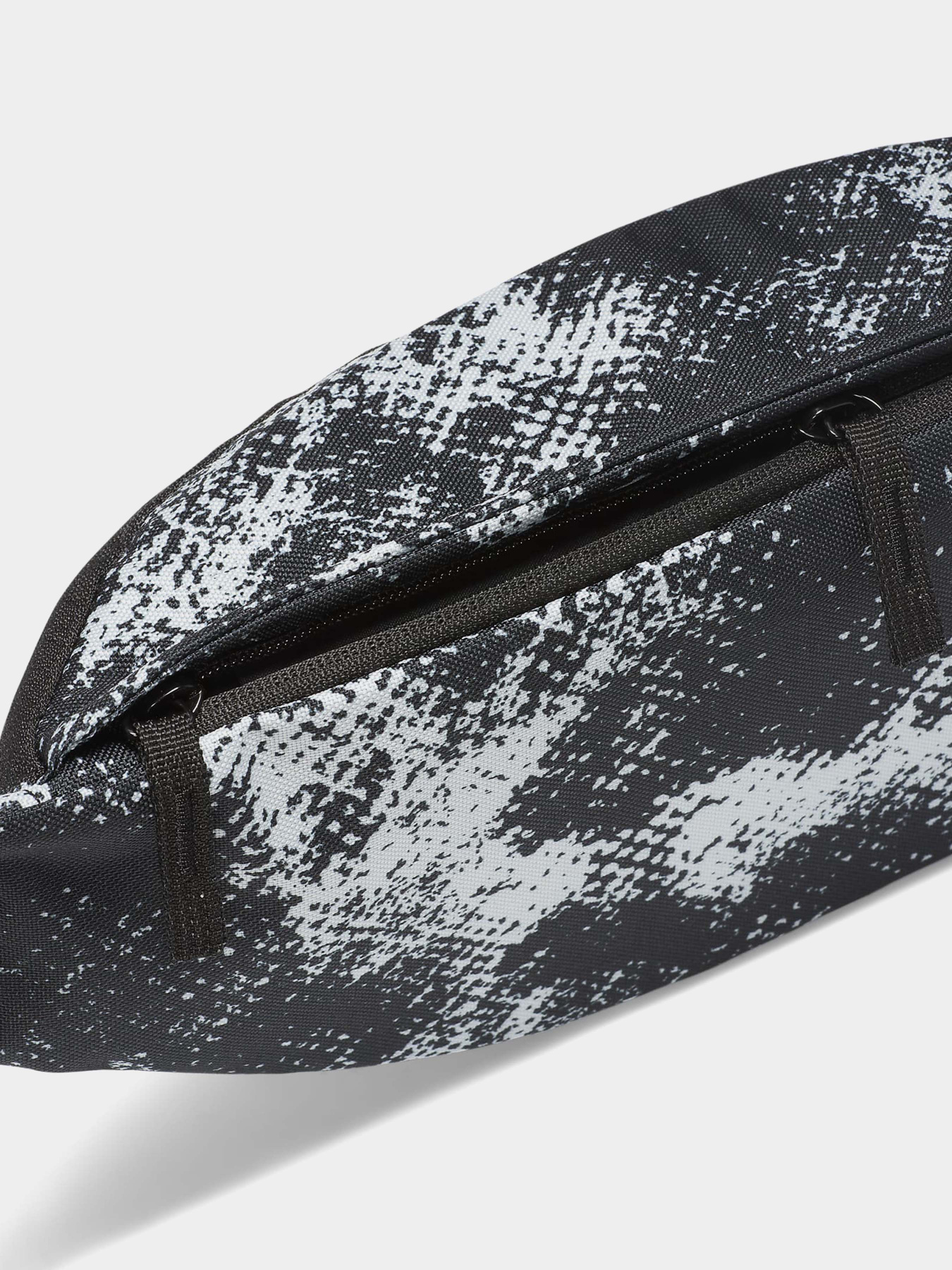 Поясная сумка NIKE Heritage модель FN0890-100 Фото