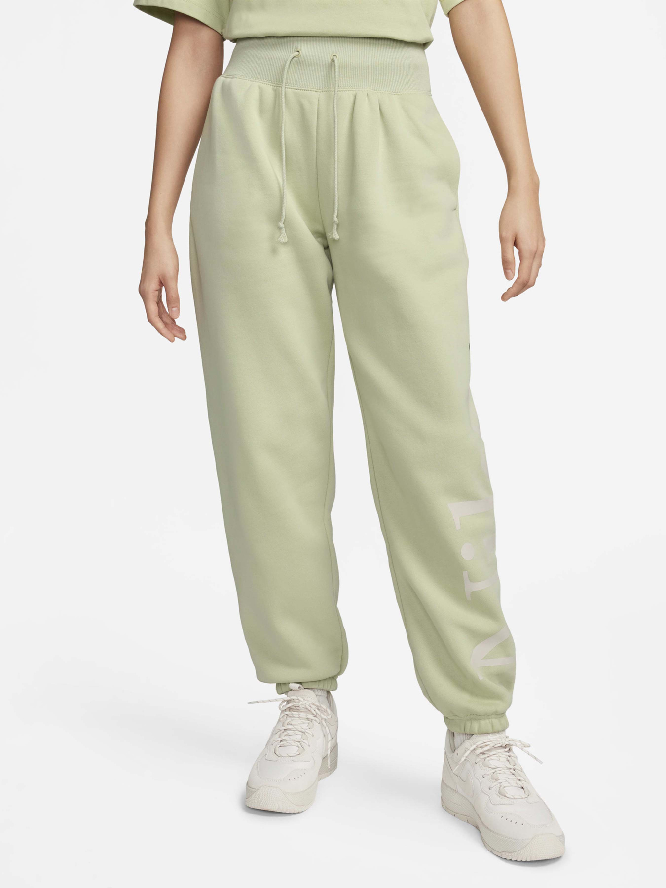 Брюки NIKE PHNX FLC OS LOGO модель FN2552-371 Брюки NIKE PHNX FLC OS LOGO модель FN2552-371 Фото