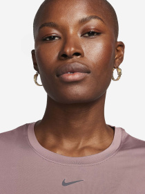 Спортивна футболка NIKE ONE CLASSIC DF SS модель FN2798-208 Фото