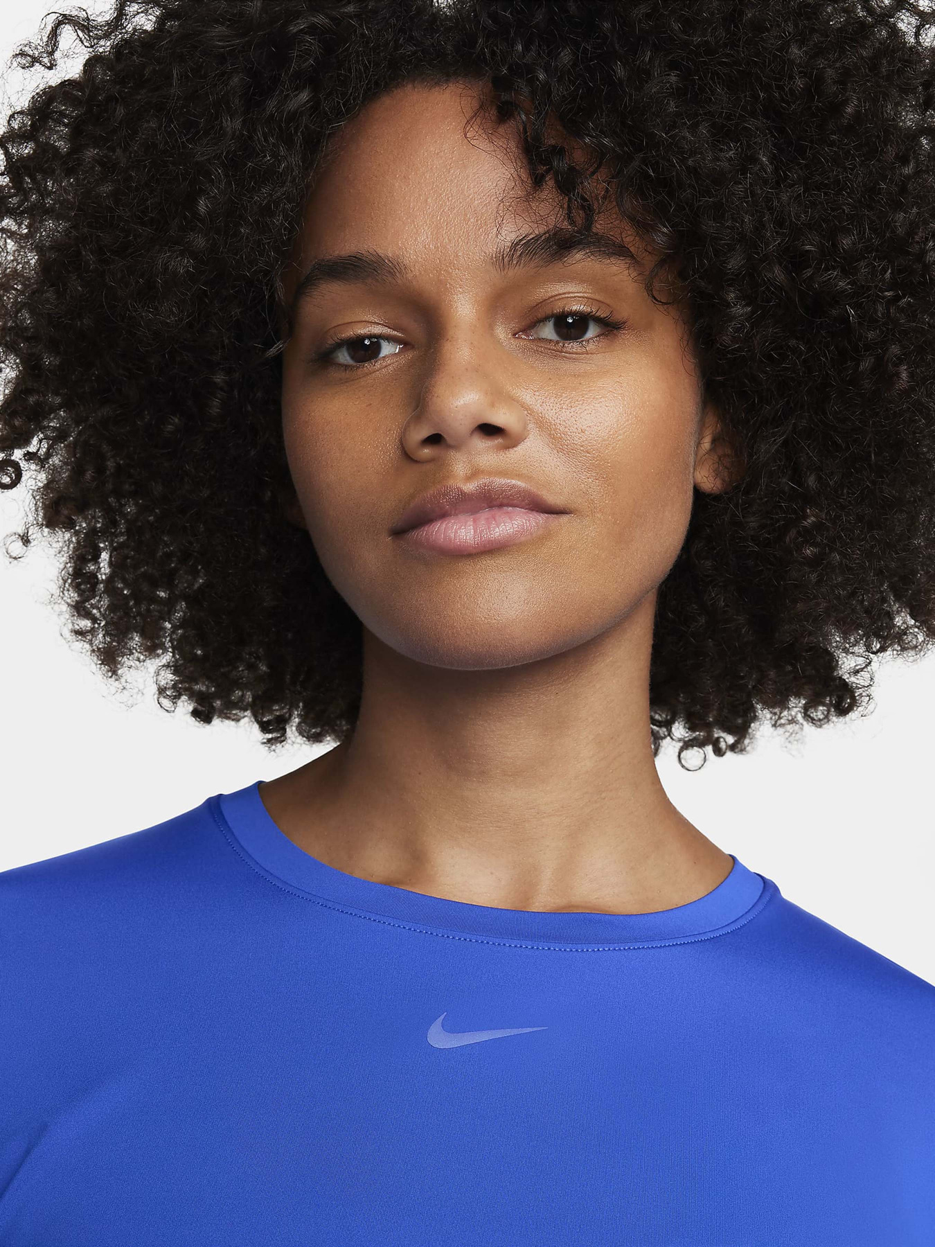 Футболка спортивная NIKE One Classic Df Ss модель FN2798-405 Фото