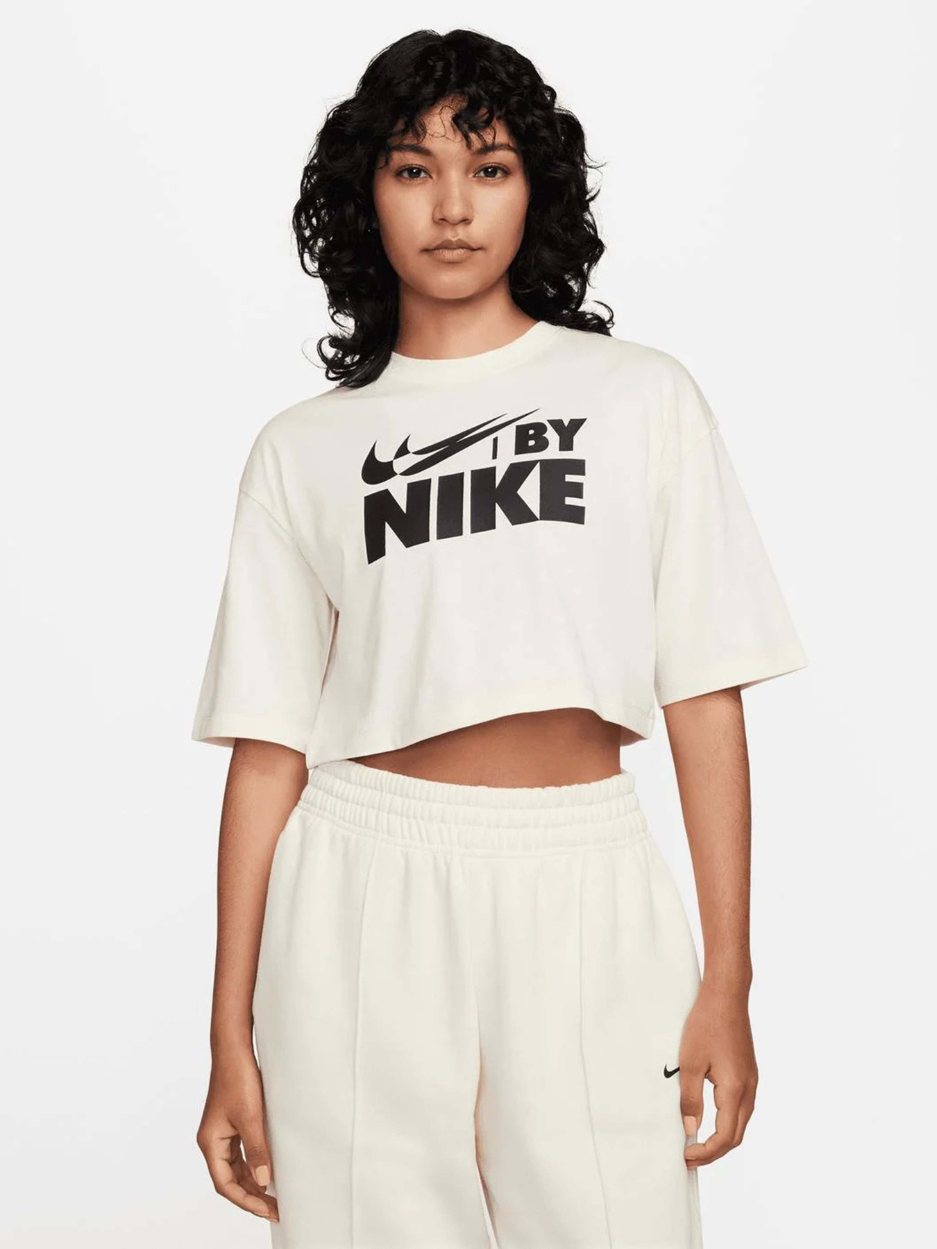 Футболка NIKE CROP модель FZ4635-113 Фото