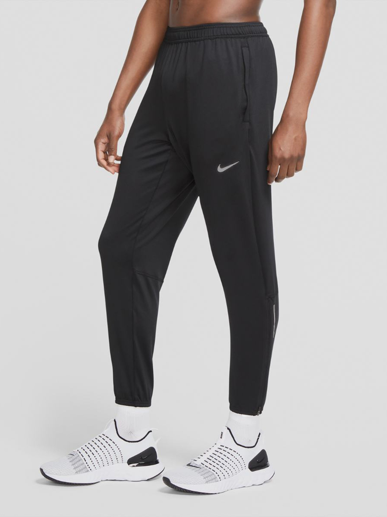 Спортивні штани NIKE Essential модель CU5525-010 Фото