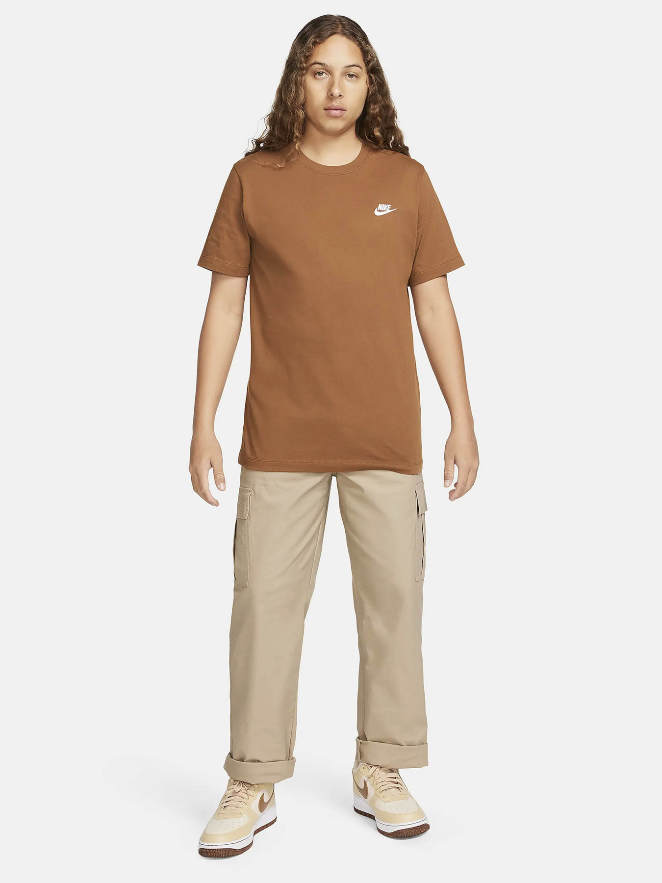 Футболка NIKE Sportswear Club модель AR4997-281 Фото