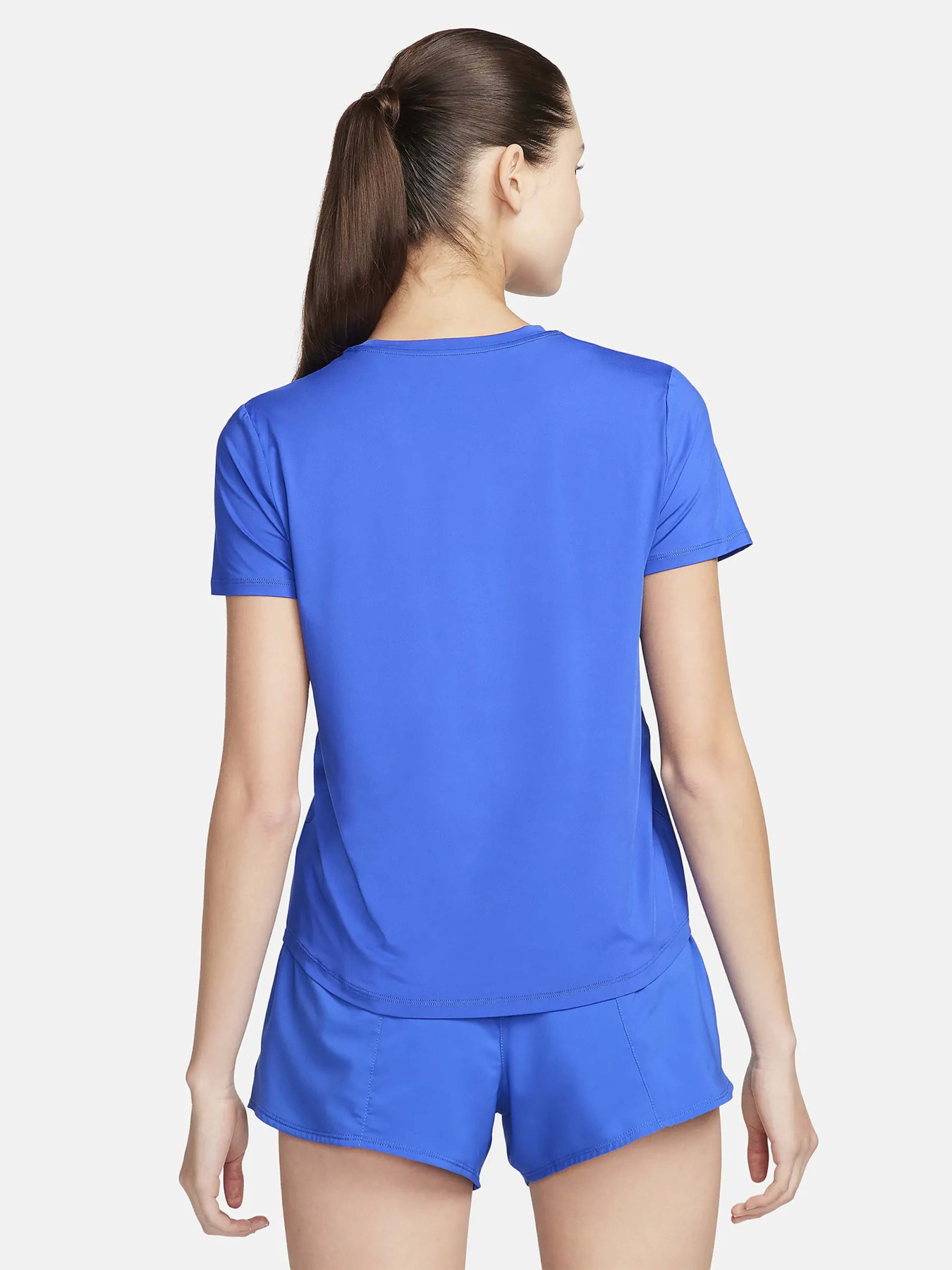 Спортивна футболка NIKE ONE SWSH HBR DF модель FN2618-405 Фото