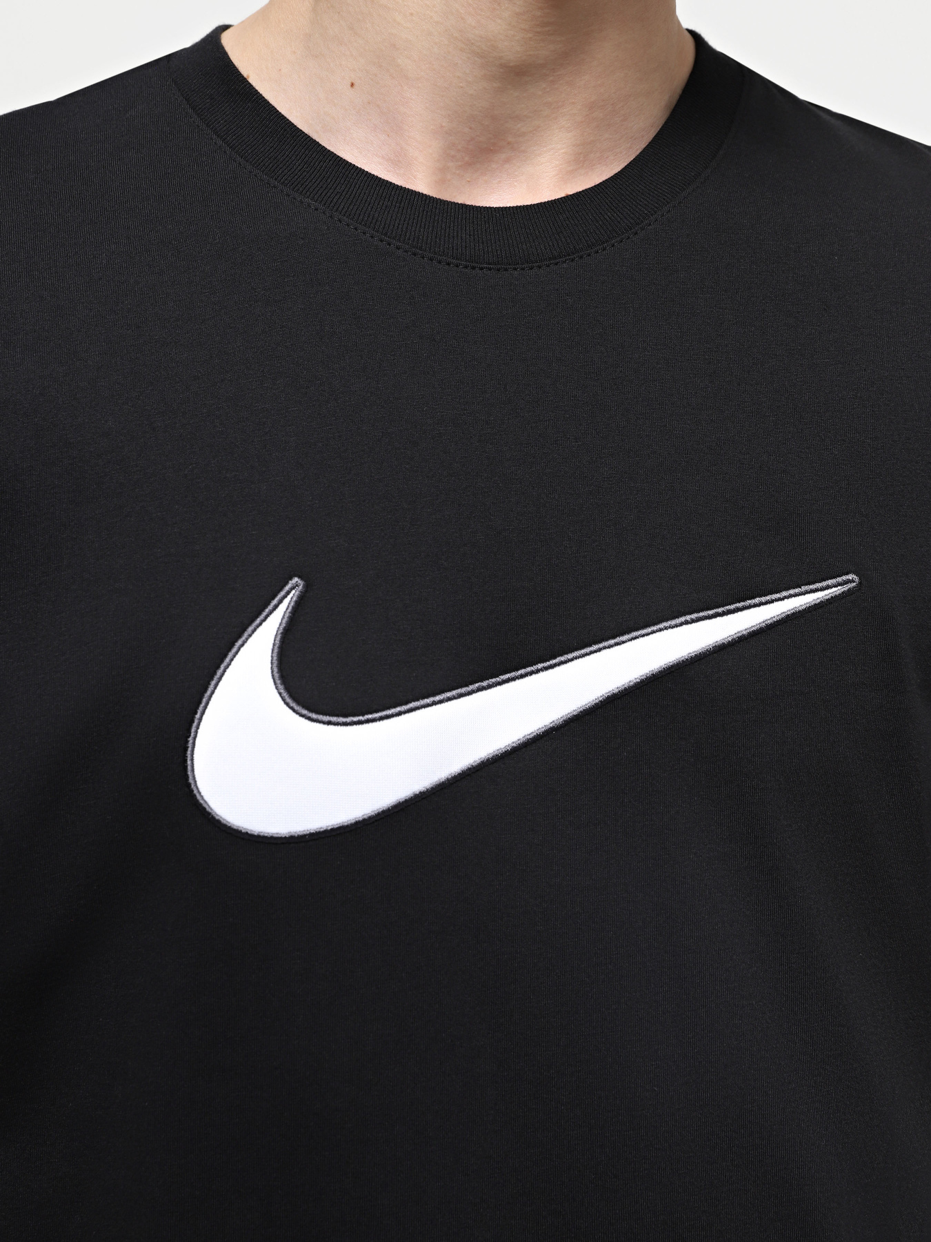 Футболка NIKE SPORTSWEAR модель FN0248-010 Фото