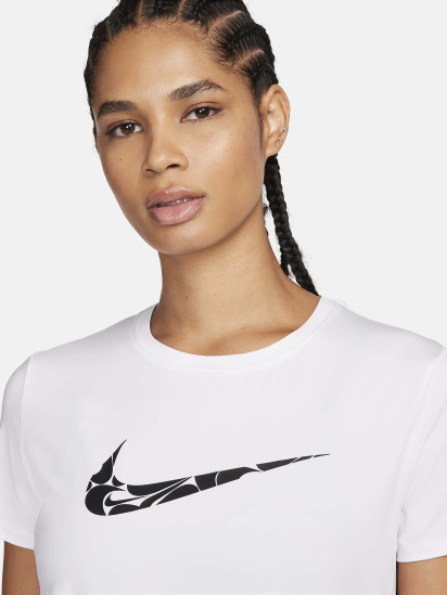 Футболка спортивна NIKE Dri-Fit One Swoosh модель FN2618-100 — фото 4 - INTERTOP