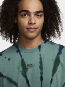 Футболка NIKE SPORTSWEAR PREMIUM ESSENTIALS модель FV3780-361 Футболка NIKE SPORTSWEAR PREMIUM ESSENTIALS модель FV3780-361 Фото