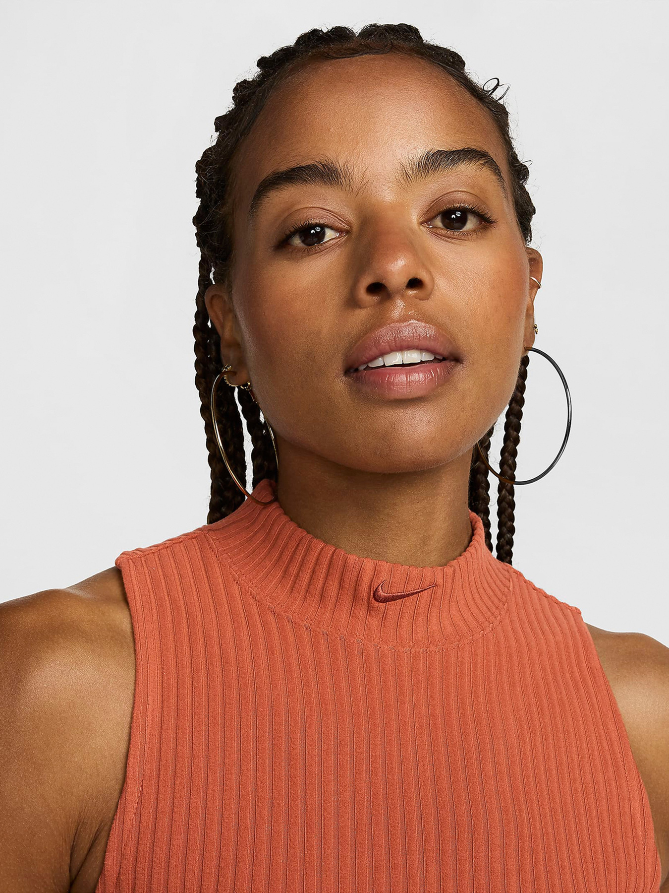 Топ NIKE SPORTSWEAR CHILL KNIT модель FN3677-825 Фото