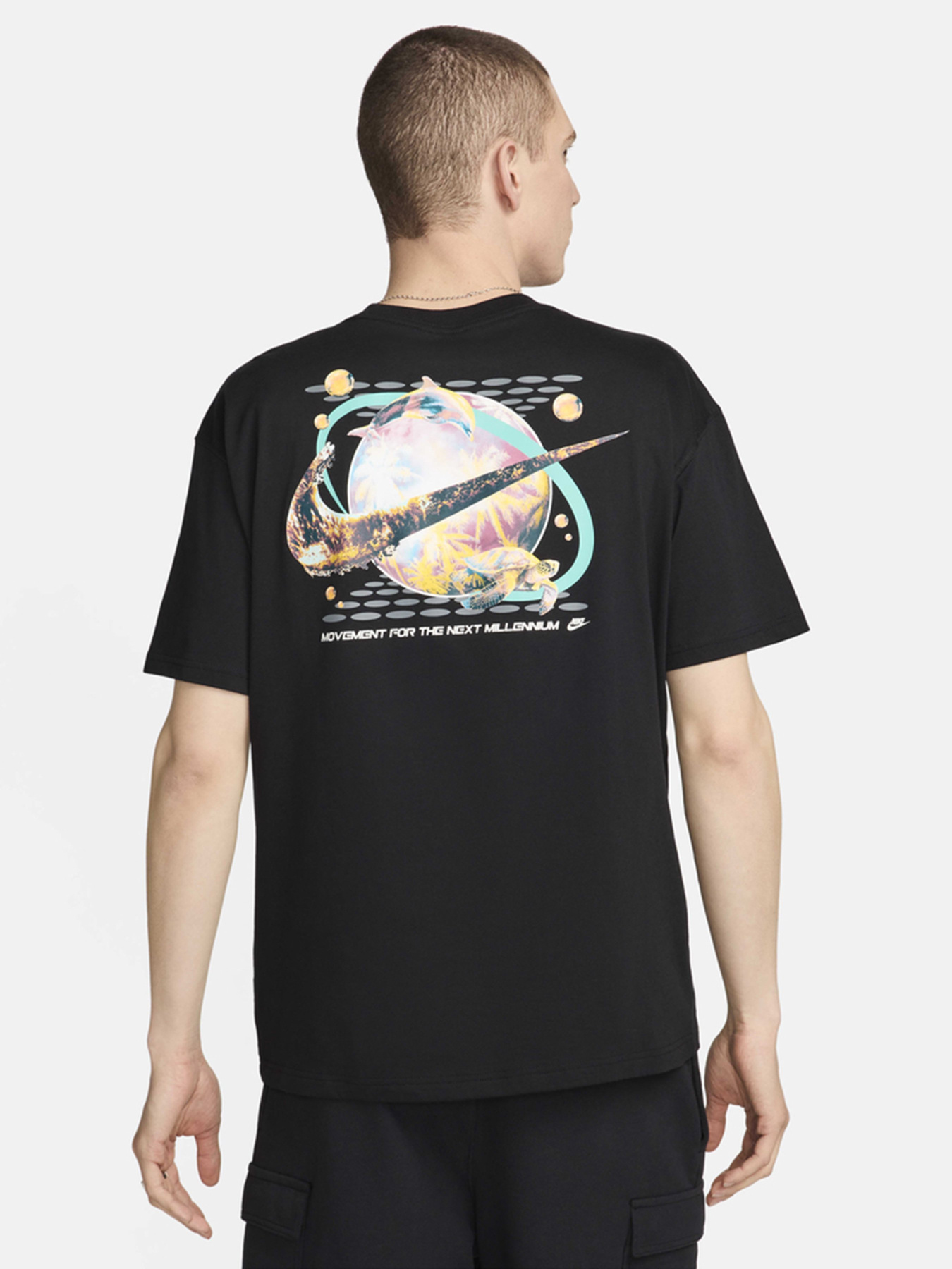 Футболка NIKE SPORTSWEAR MAX90 модель FV4047-010 Футболка NIKE SPORTSWEAR MAX90 модель FV4047-010 Фото