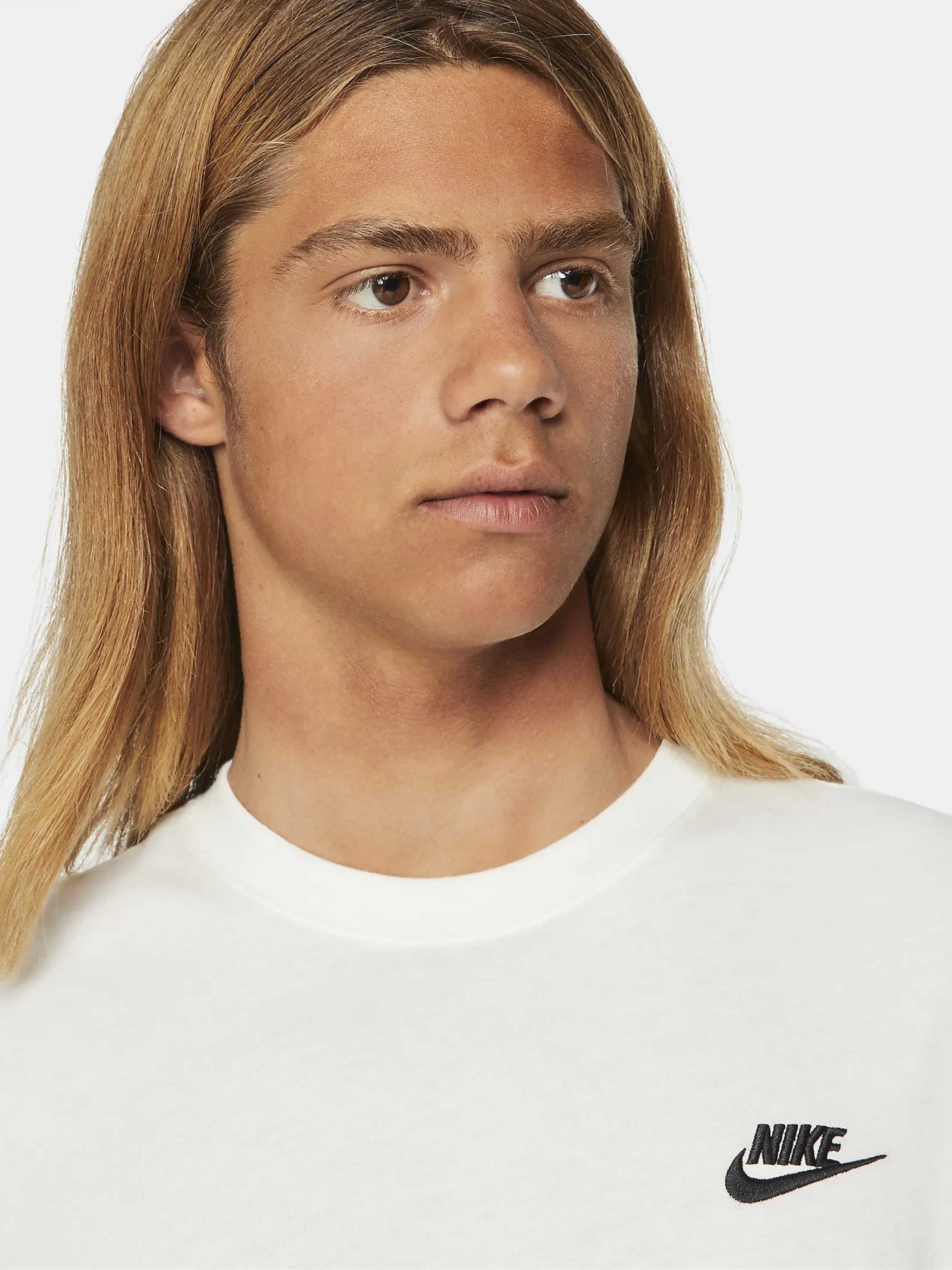 Футболка NIKE Club модель AR4997-133 Фото