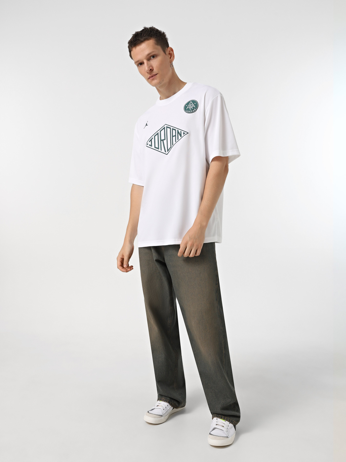 Футболка NIKE Jordan Essentials модель FV7263-100 Фото