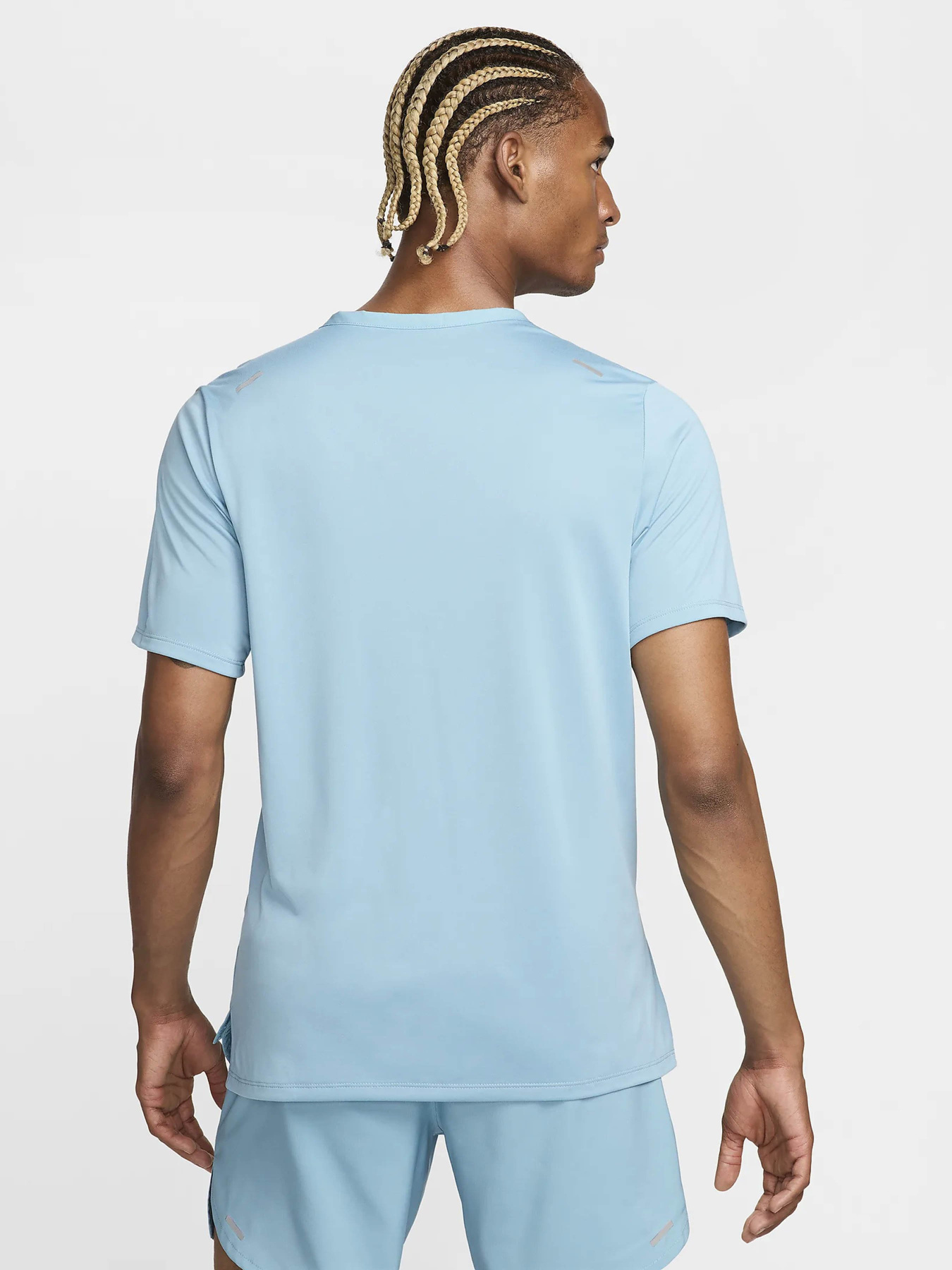 Спортивная футболка NIKE RISE 365 модель CZ9184-464 Спортивная футболка NIKE RISE 365 модель CZ9184-464 Фото