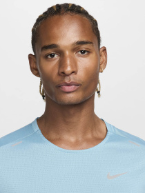 Спортивная футболка NIKE RISE 365 модель CZ9184-464 Спортивная футболка NIKE RISE 365 модель CZ9184-464 Фото