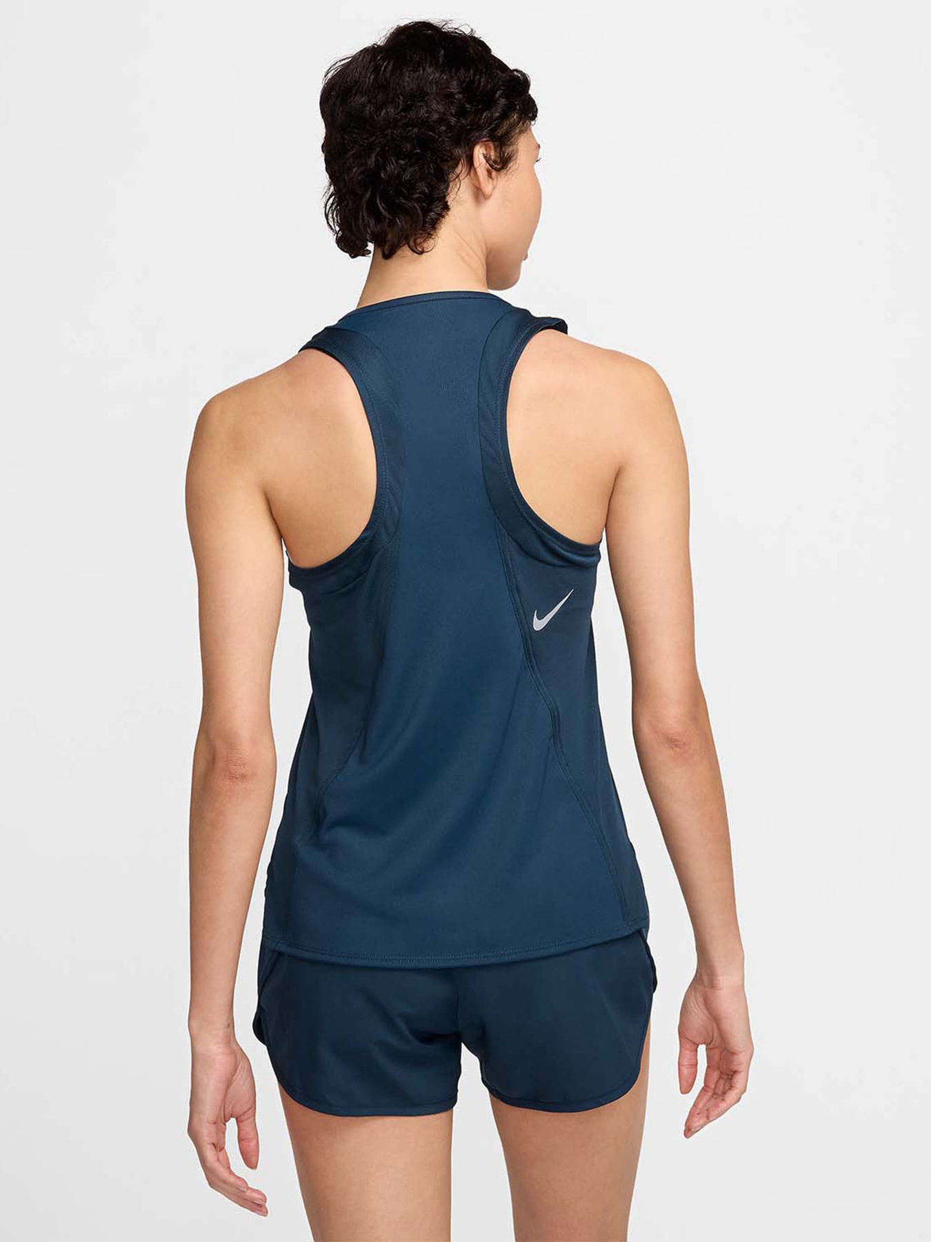 Спортивна майка NIKE DRI-FIT RACE модель DD5940-478 Фото