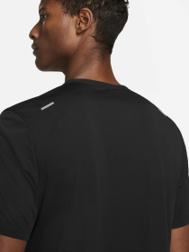 Футболка спортивна NIKE Rise 365 модель CZ9184-013 Фото