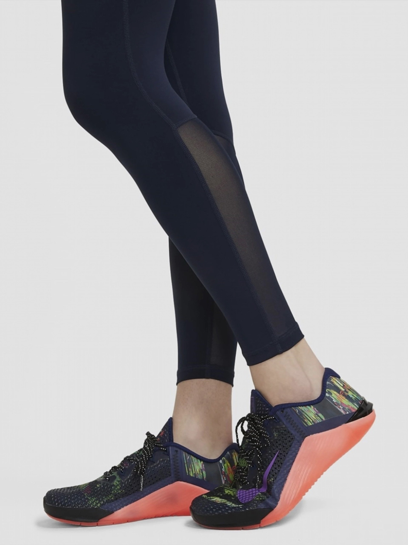 Леггинсы спортивные NIKE Pro модель CZ9779-451 Фото