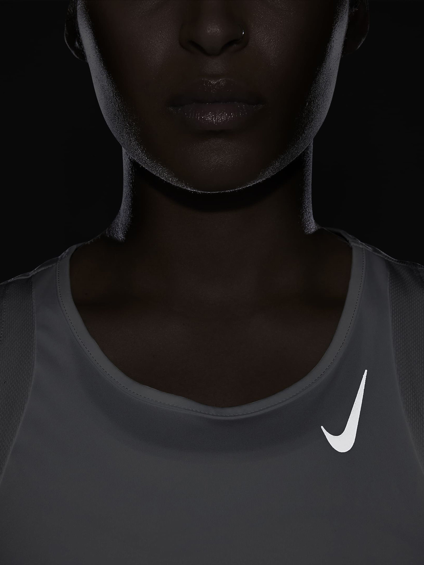 Майка спортивна NIKE Dri-FIT Race Модель DD5940-100 Фото