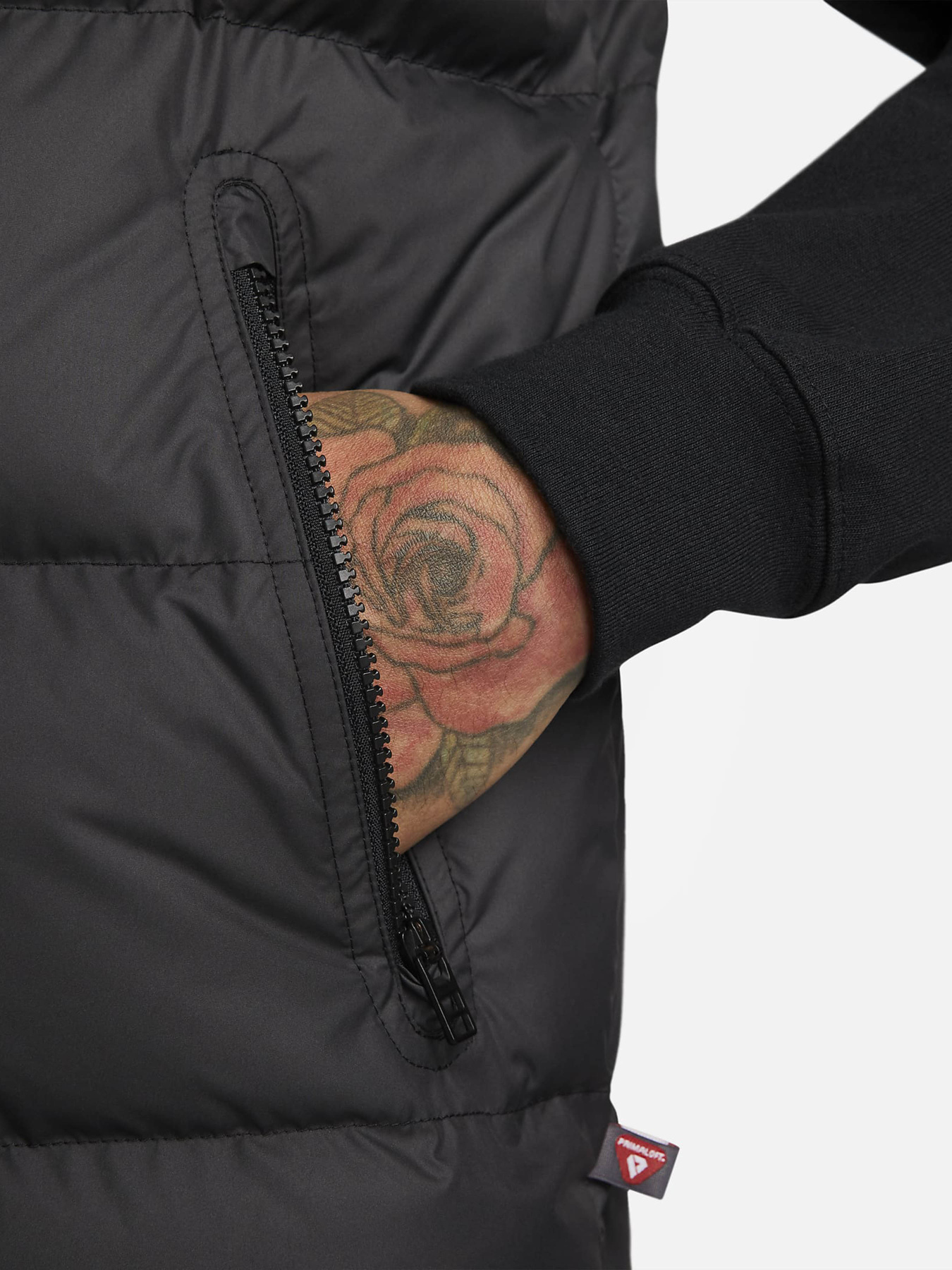 Жилет с утеплителем NIKE Storm-FIT Windrunner модель FB8193-010 Фото