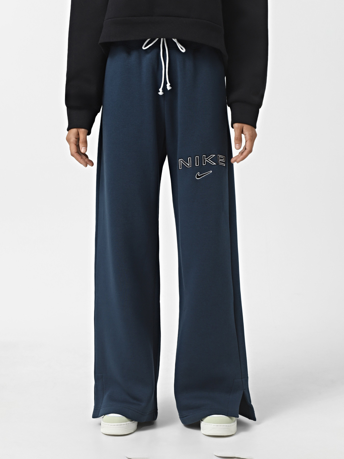 Спортивні штани NIKE SPORTSWEAR PHOENIX FLEECE модель FV7684-478 Фото