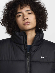 Жилет с утеплителем NIKE Sportswear Classic Puffer Therma-FIT Loose модель FZ5922-010 Фото