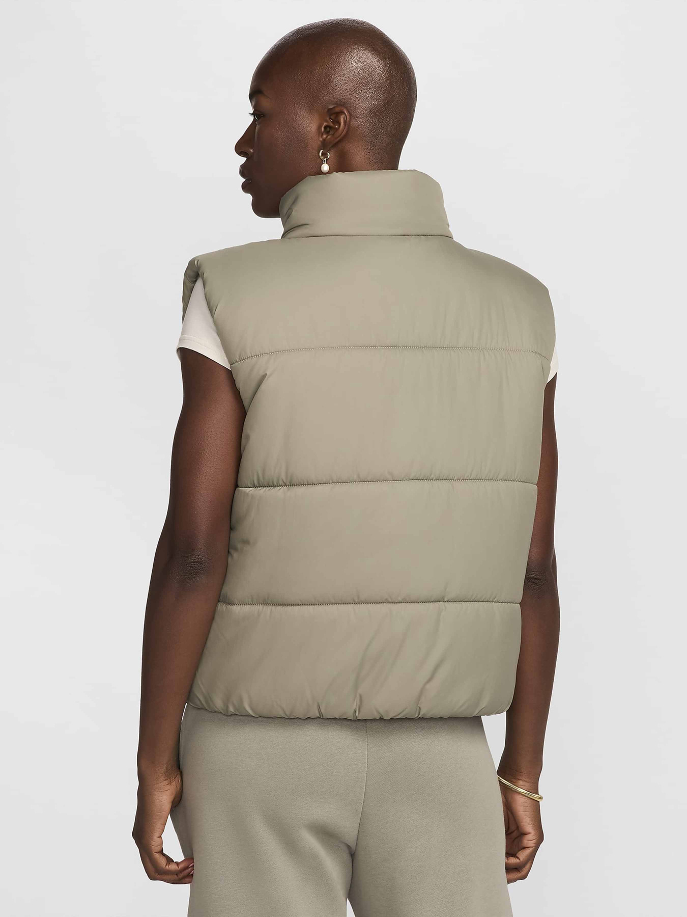 Жилет з утеплювачем NIKE Sportswear Classic Puffer Therma-FIT Loose модель FZ5922-320 Фото