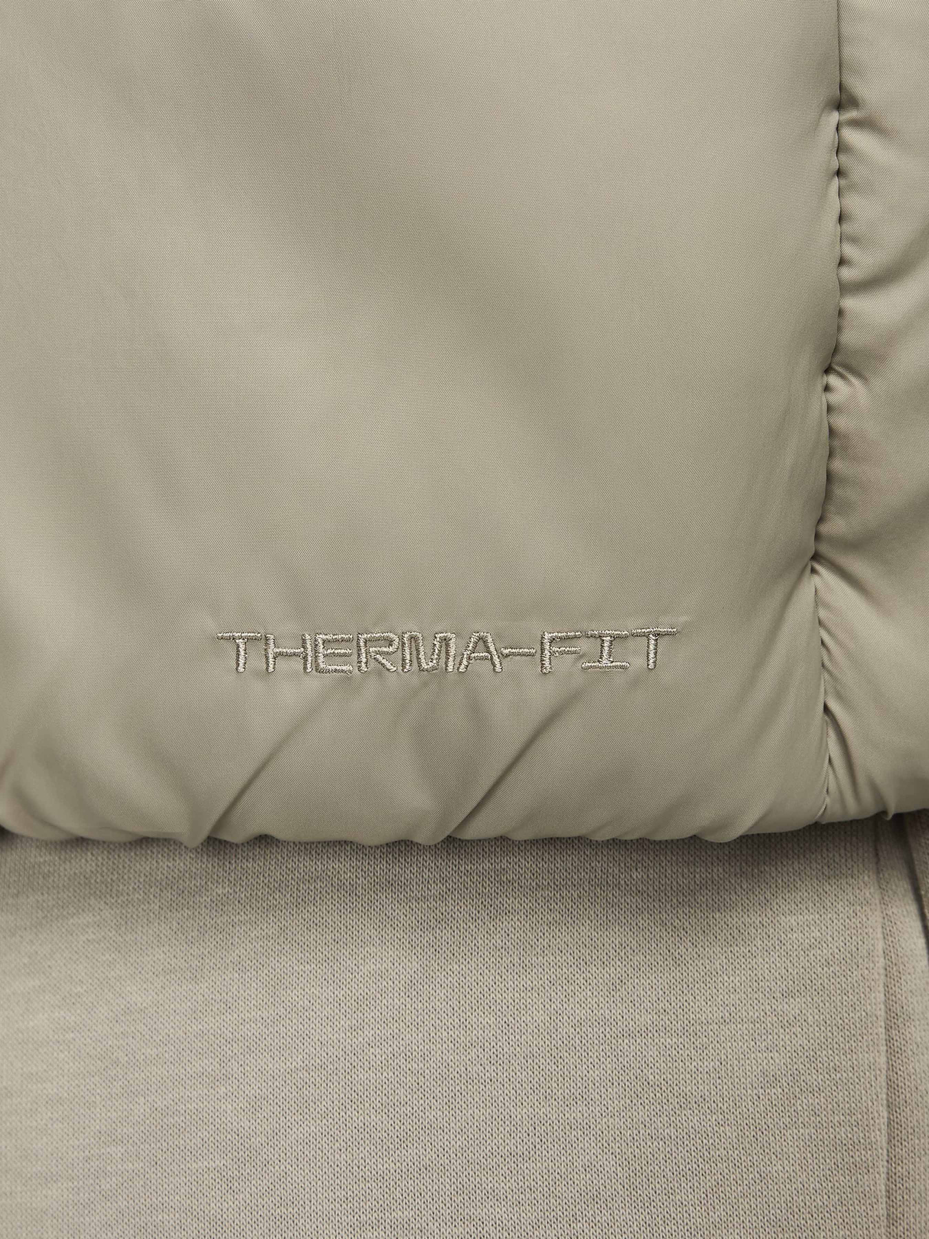 Утеплений жилет NIKE SPORTSWEAR CLASSIC PUFFER THER модель FZ5922-320 Фото