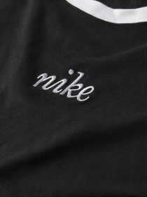 Футболка NIKE Sportswear Chill Knit модель HF8819-010 Фото