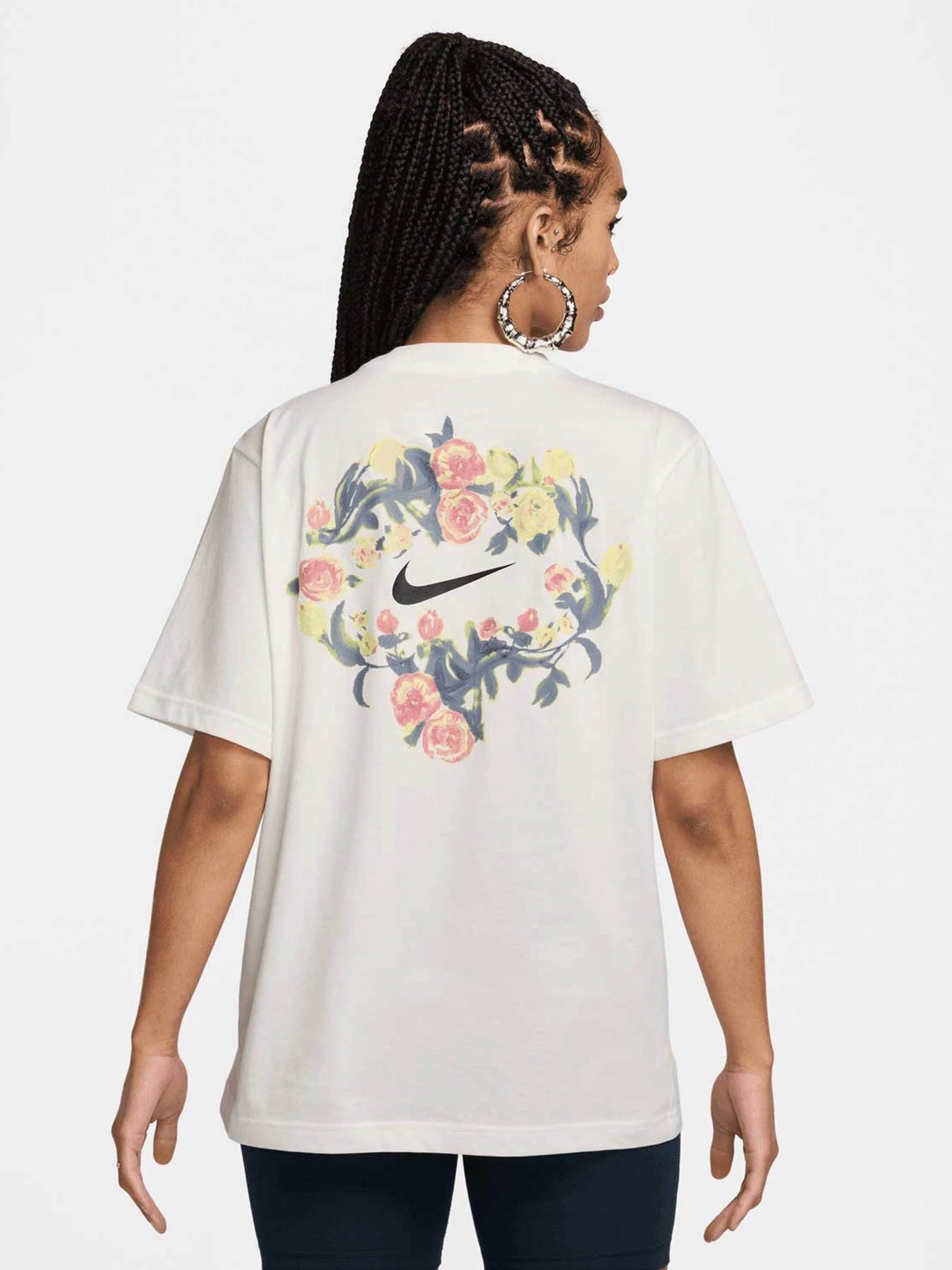 Футболка NIKE SPORTSWEAR ARTIST COLLECTION модель HF4683-133 Фото