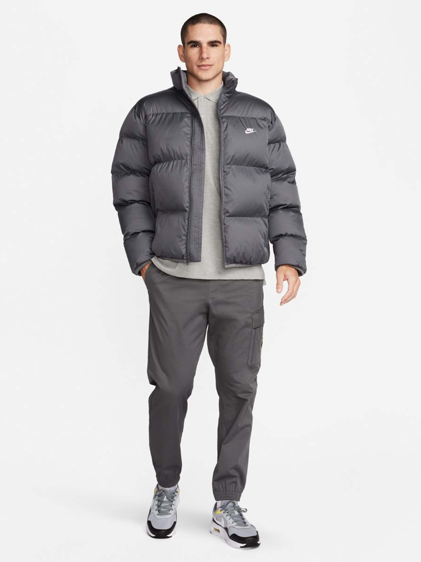 Зимняя куртка NIKE SPORTSWEAR CLUB PUFFER модель FB7368-068 Фото