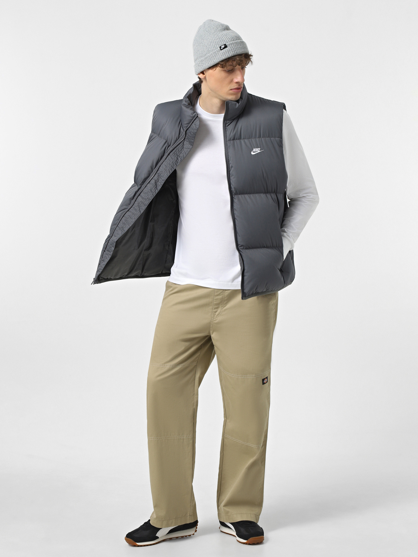 Утепленный жилет NIKE SPORTSWEAR CLUB PRIMALOFT® модель FB7373-068 Фото