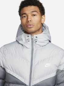 Зимова куртка NIKE WINDRUNNER PRIMALOFT® модель FB8185-077 Фото