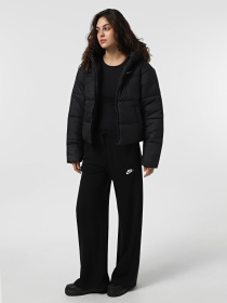 Зимова куртка NIKE Sportswear Classic Puffer Therma-FIT Loose модель FZ5899-010 Фото