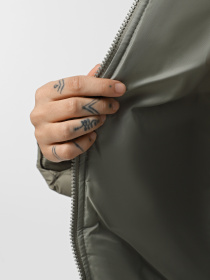 Зимняя куртка NIKE Sportswear Classic Puffer Therma-FIT Loose модель FZ5899-321 Фото