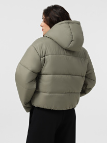 Зимняя куртка NIKE SPORTSWEAR CLASSIC PUFFER THER модель FZ5899-321 Фото