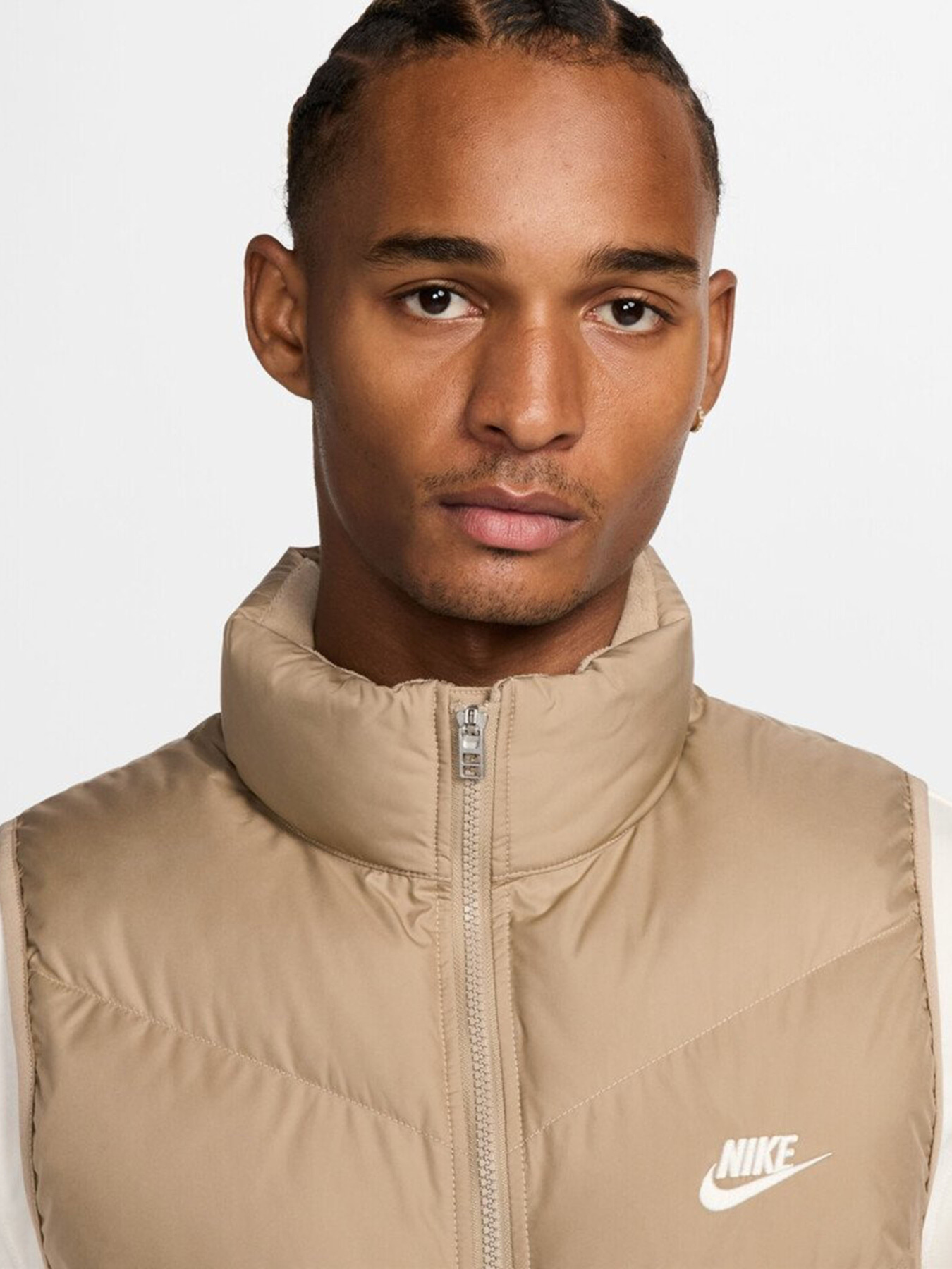 Утеплений жилет NIKE STORM-FIT WINDRUNNER модель FB8193-248 Фото