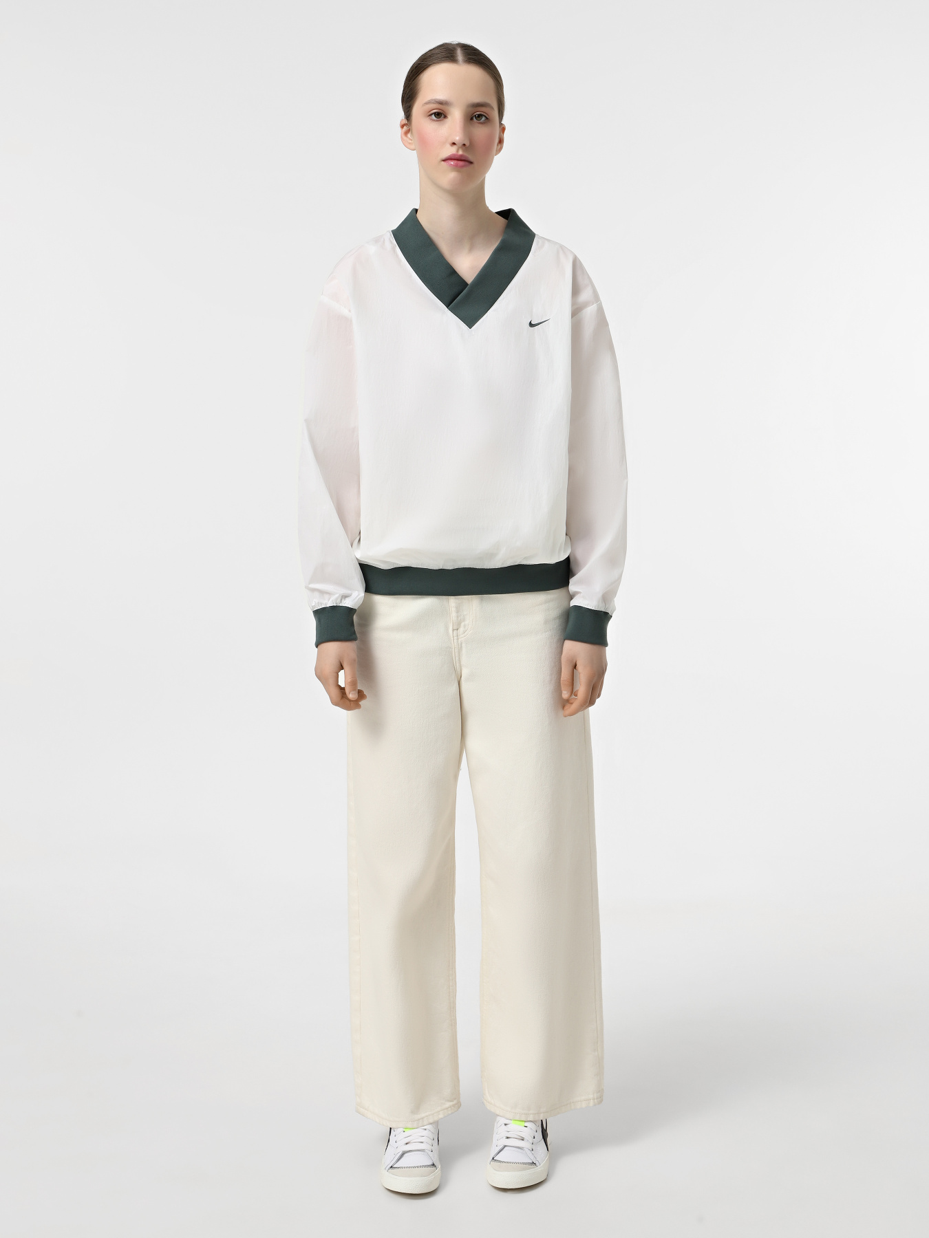 Світшот NIKE SPORTSWEAR ESSENTIAL модель FV7649-133 Світшот NIKE SPORTSWEAR ESSENTIAL модель FV7649-133 Фото