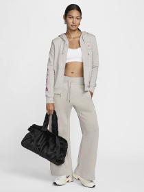 Сумка NIKE SPORTSWEAR FAUX FUR модель FZ1323-010 Сумка NIKE SPORTSWEAR FAUX FUR модель FZ1323-010 Фото