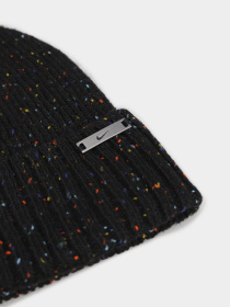 Шапка NIKE Terra Life Short Cuff Beanie модель FZ2124-010 Фото