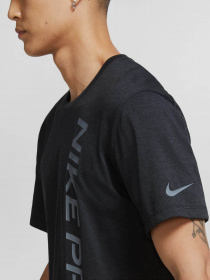 Футболки и поло NIKE Pro модель CU4975-010 Фото