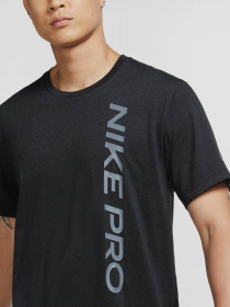 Футболки и поло NIKE Pro модель CU4975-010 Футболки и поло NIKE Pro модель CU4975-010 Фото