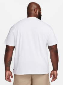 Футболка NIKE SPORTSWEAR PREMIUM ESSENTIALS модель DO7392-101 Фото