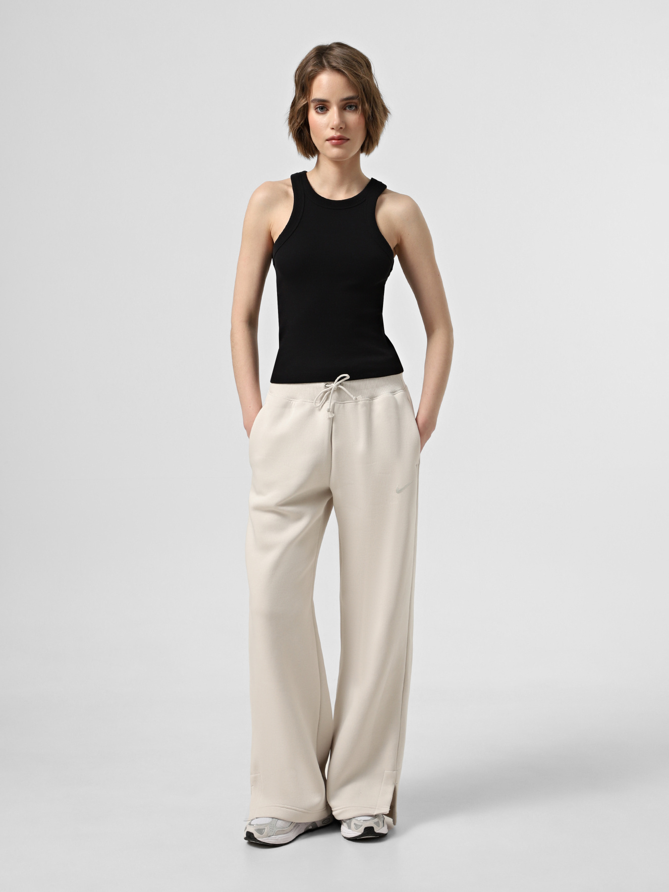 Повседневные штаны NIKE PHOENIX WIDE FLEECE модель DQ5615-104 Фото