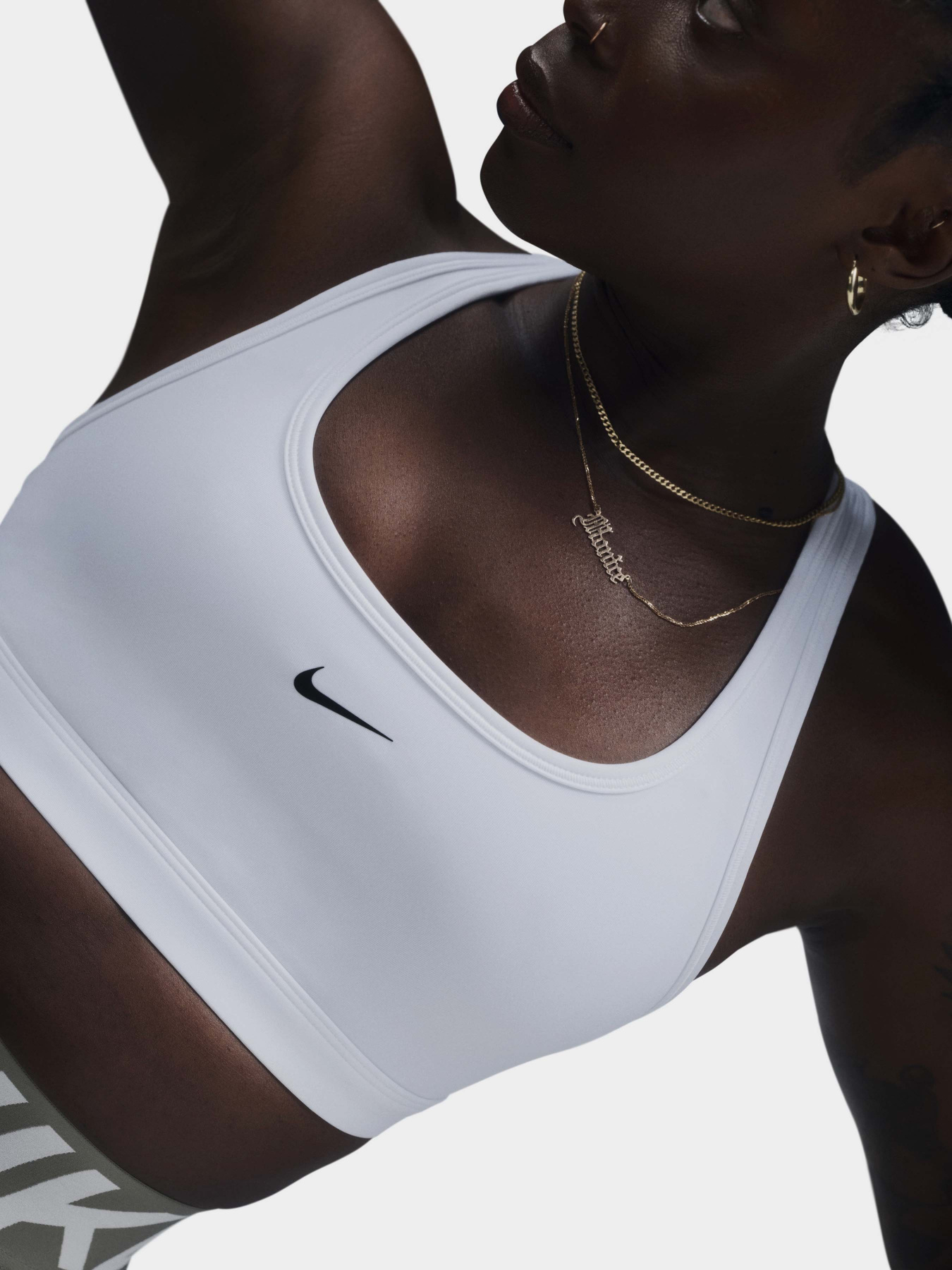 Спортивный топ NIKE SWOOSH LIGHT SUPPORT NON-PADDE модель DX6817-100 Фото