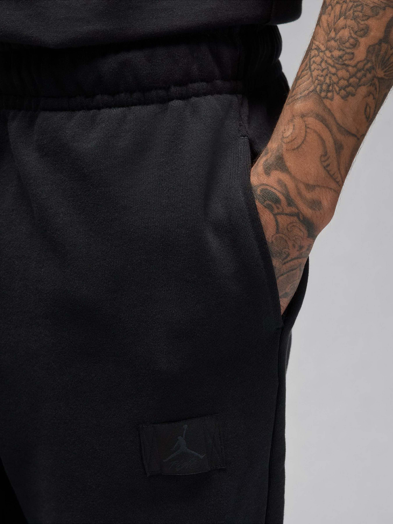 Повседневные штаны NIKE JORDAN FLIGHT FLC модель FV7251-010 Повседневные штаны NIKE JORDAN FLIGHT FLC модель FV7251-010 Фото