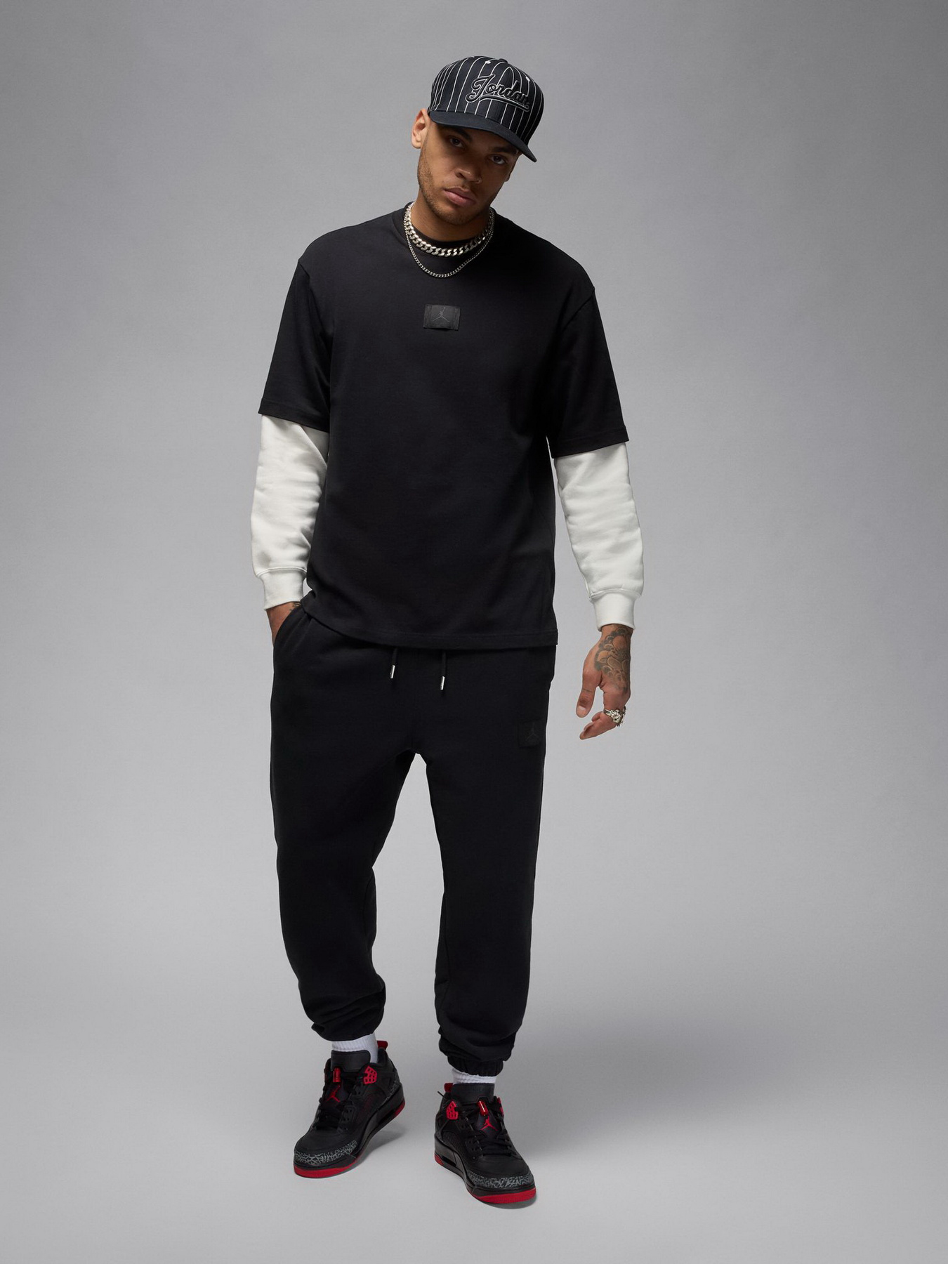 Футболка NIKE Jordan Flight Essentials 85 модель FZ1912-010 Фото