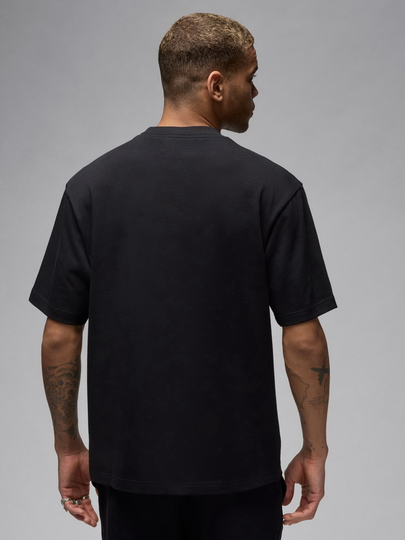 Футболка NIKE JORDAN FLIGHT ESSENTIALS 85 модель FZ1912-010 Футболка NIKE JORDAN FLIGHT ESSENTIALS 85 модель FZ1912-010 Фото