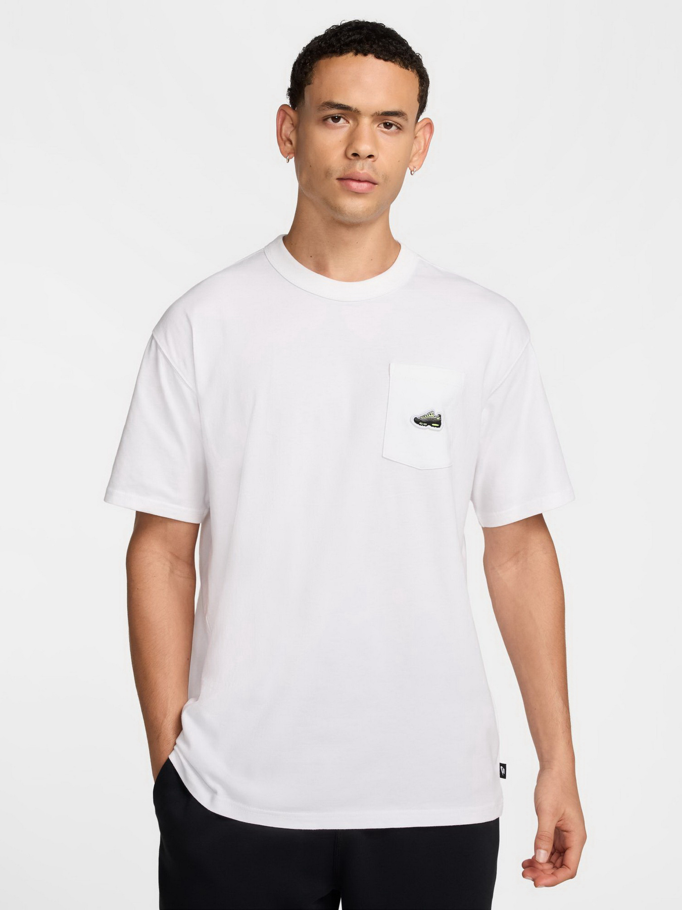 Футболка NIKE SPORTSWEAR MAX 90 SNEAKER PATC модель HJ0574-100 Фото