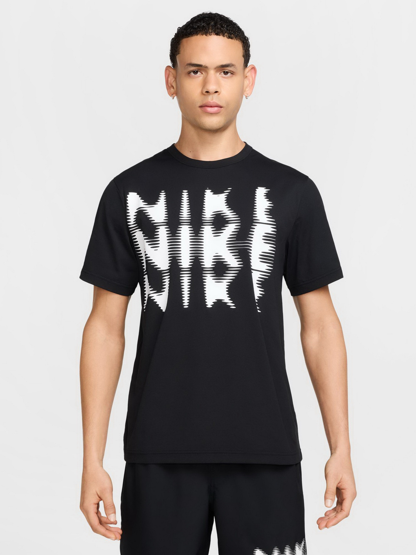 Футболка NIKE HYVERSE DRI-FIT модель HJ3074-010 Фото