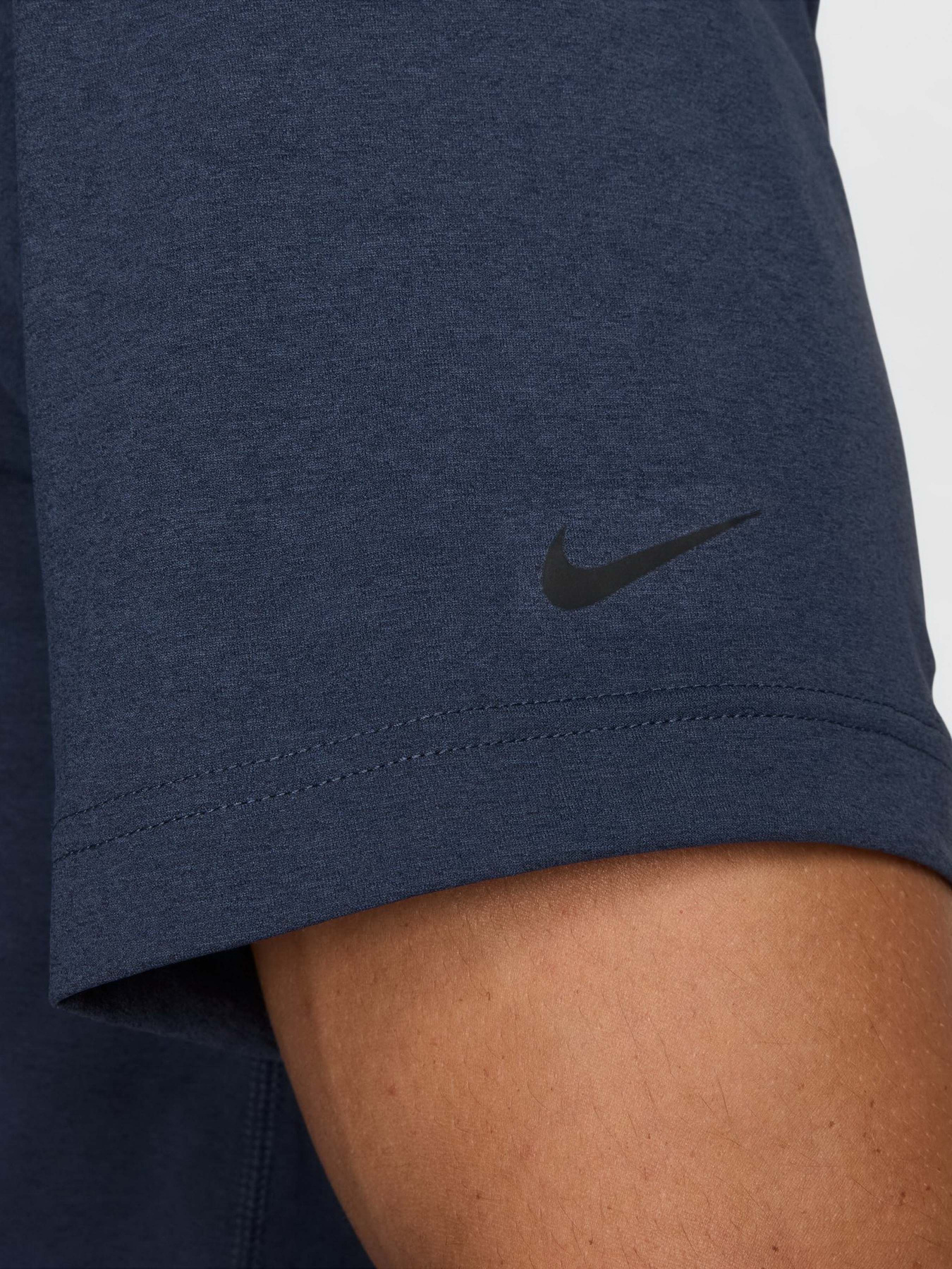 Футболка NIKE Hyverse Dri-Fit модель HJ3074-437 Фото